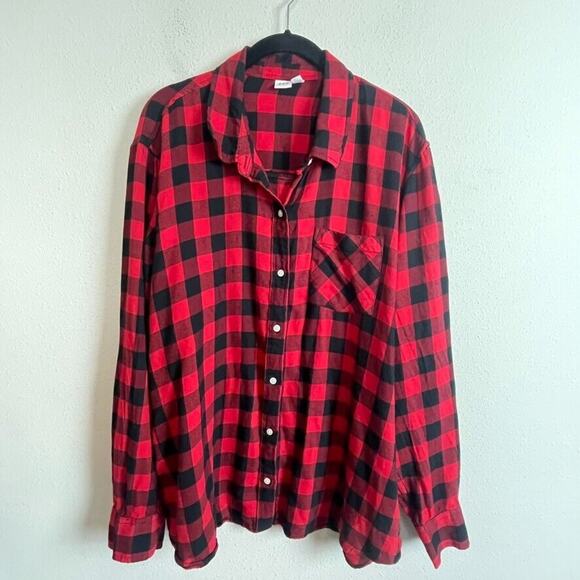 GAP Fitted Boyfriend Shirt XXL – Red Black Buffalo Plaid Flannel Button-Up - Picture 5 of 8